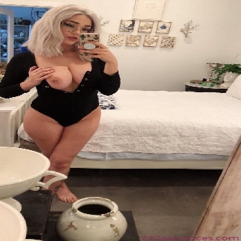31 Year   Escort angela IN ChÃ¢teaudun