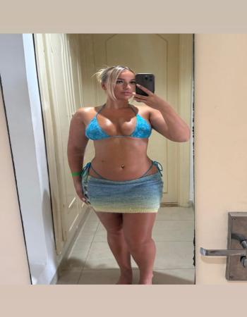 27 Year MOYENNE Da Silva  Mirabella Escort IN France