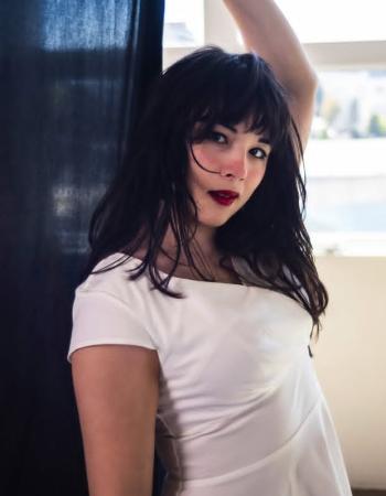 27 Year MINCE Meala Levasseur Escort IN France