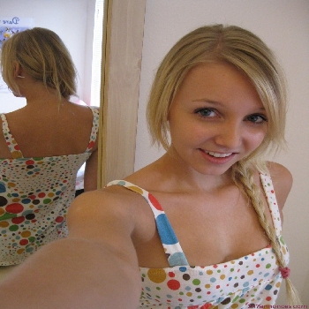 32 Year   Escort Valerie IN Saint Ã‰tienne du Rouvray